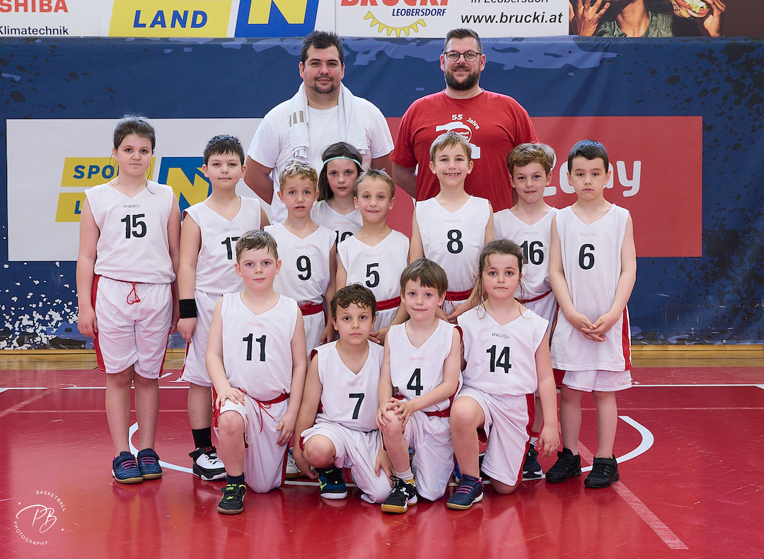 Erstes Basketballturnier für U8