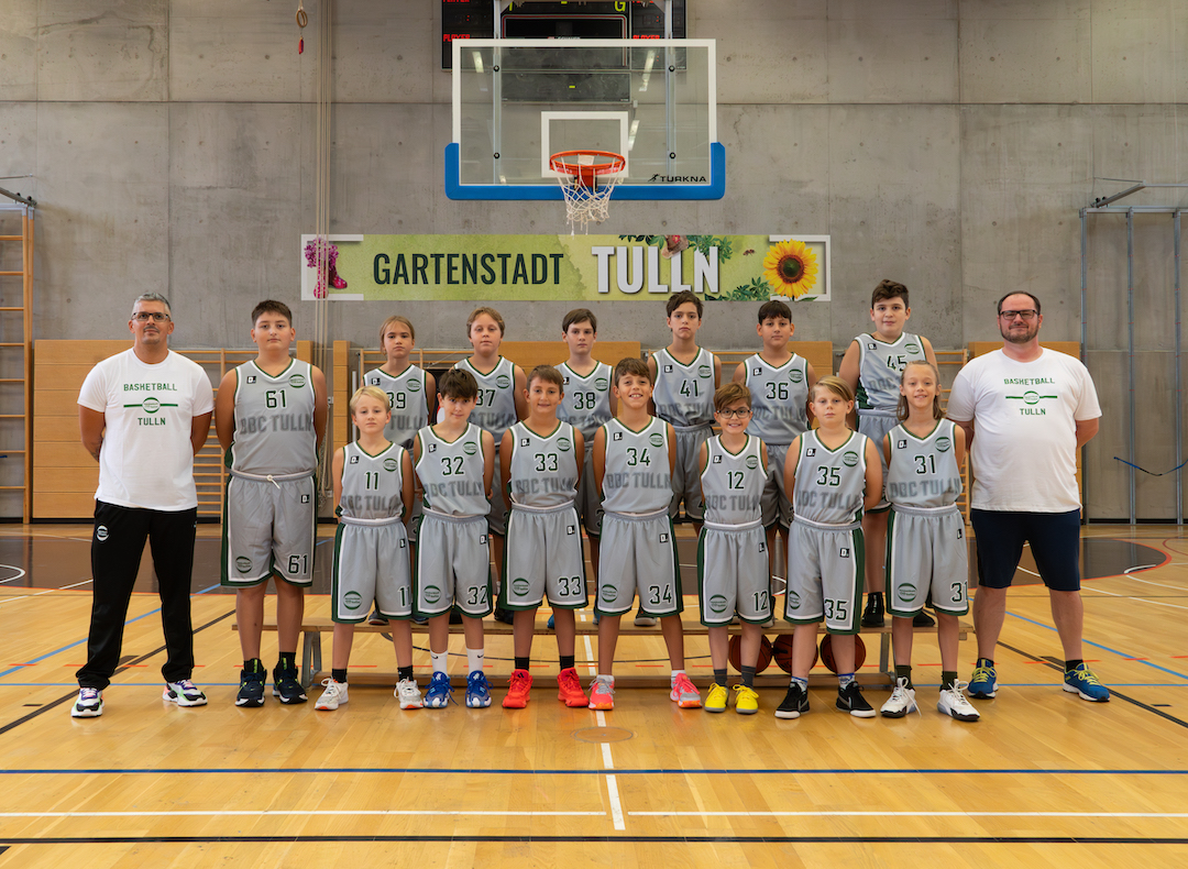 U12