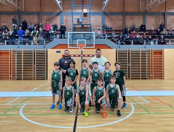 Buzzer Beater sichert ersten Saisonsieg – Mustangs U10 vs BBC Tulln U10 33:35